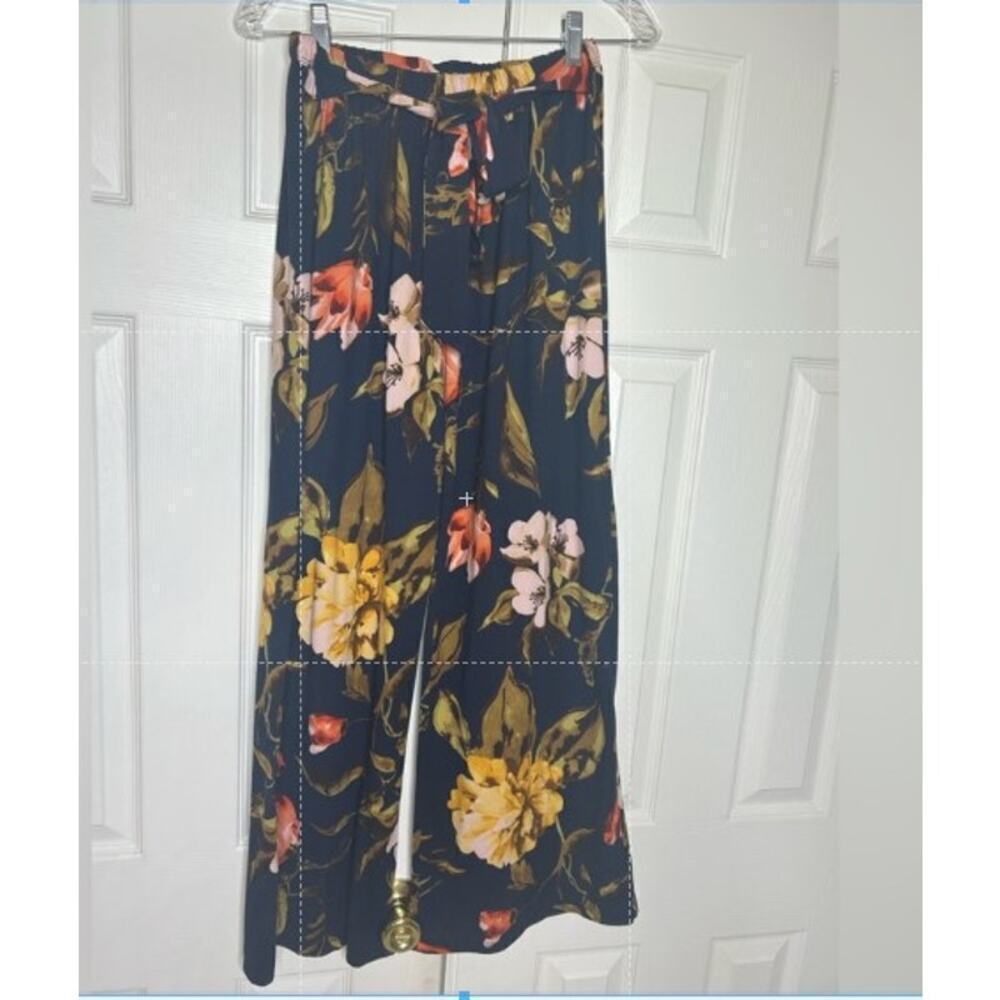 Maxine Nichols Floppy Fun Feminine Pants